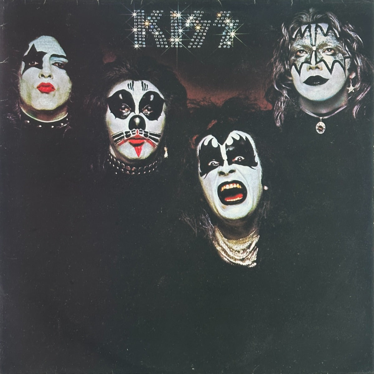 Kiss - Image 1