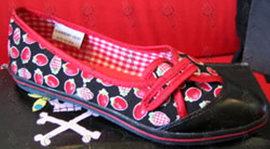 DRAVEN - Black 'Strawberry Fields' Design Slip-On Shoes - 2