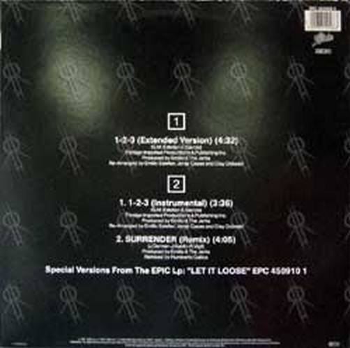 ESTEFAN-- GLORIA - 1/02/2003 - 2