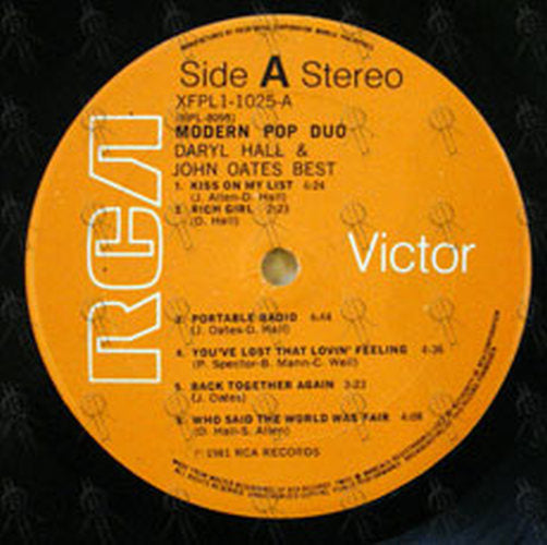 HALL & OATES - Modern Pop Duo - 3