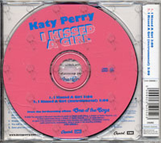 PERRY-- KATY - I Kissed A Girl - 2