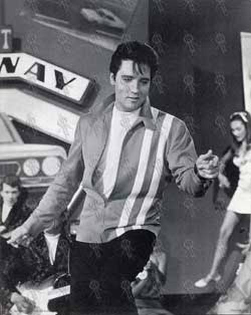 PRESLEY-- ELVIS - Black & White Print (#368A) - 1