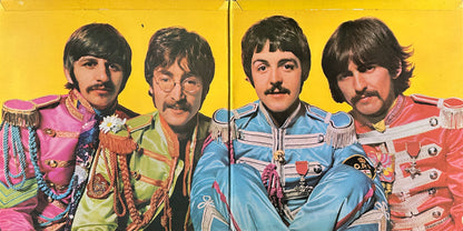 Sgt. Pepper's Lonely Hearts Club Band - Image 3