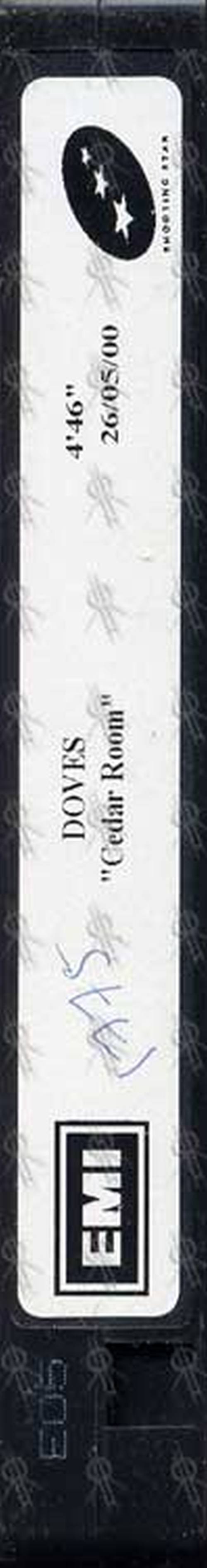 DOVES - Cedar Room - 1