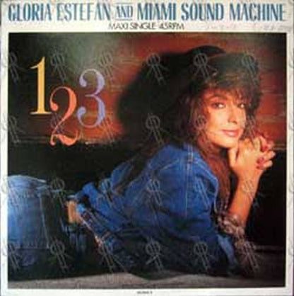 ESTEFAN-- GLORIA - 1/02/2003 - 1