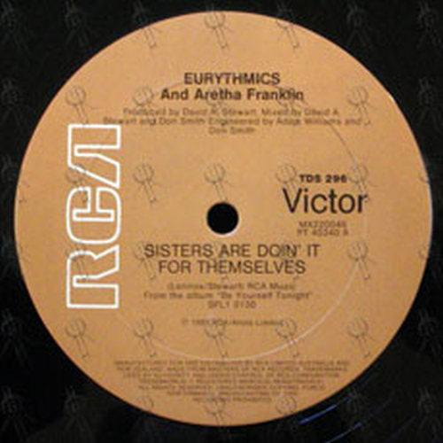 EURYTHMICS and ARETHA FRANKLIN - Sisters Are Doin&#39; It For Themselves - 3