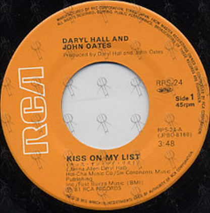 HALL & OATES - Kiss On My List - 4