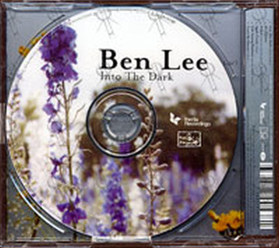 LEE-- BEN - Into The Dark - 2