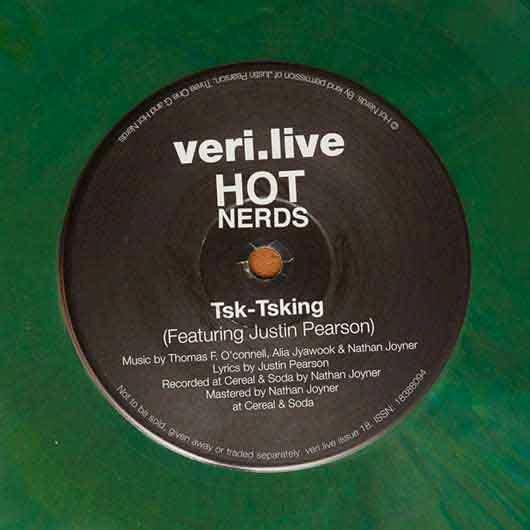 VERI.LIVE - veri.live Issue 18 - With Bonus Split 7'' - 10