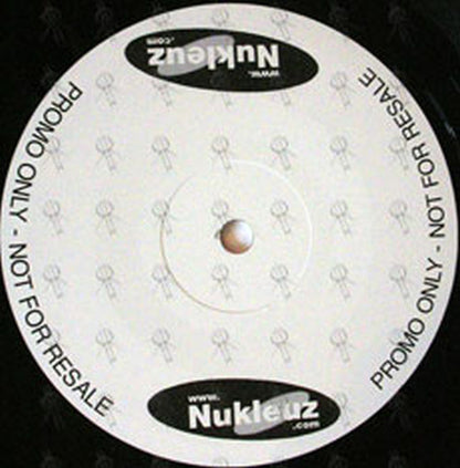 VINYL GROOVER & THE RED HED - Keep Punk Rocking - 3