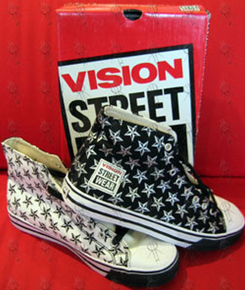 VISION STREET WEAR - Black &amp; White &#39;Road &amp; Star&#39; Design High-Top Shoes - 1