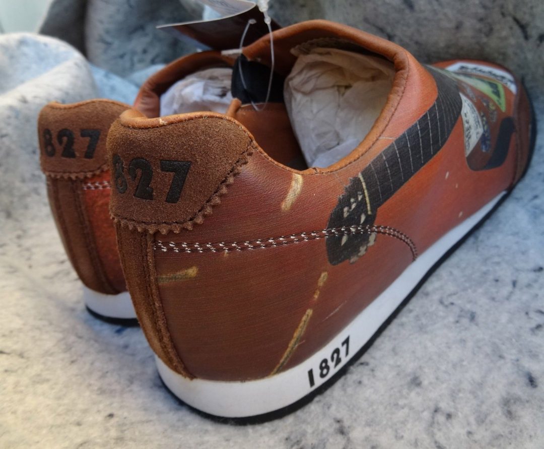 A Picture Says A Thousand Words Design Slip On Shoes