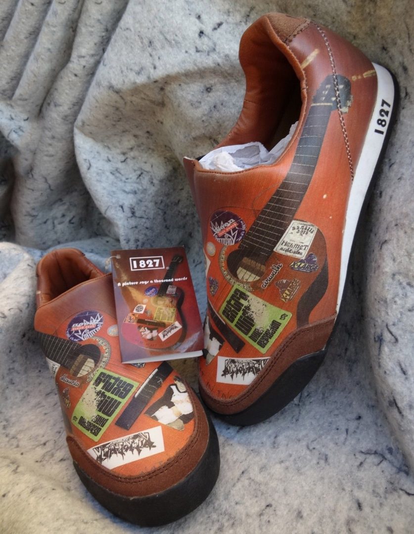 A Picture Says A Thousand Words Design Slip On Shoes