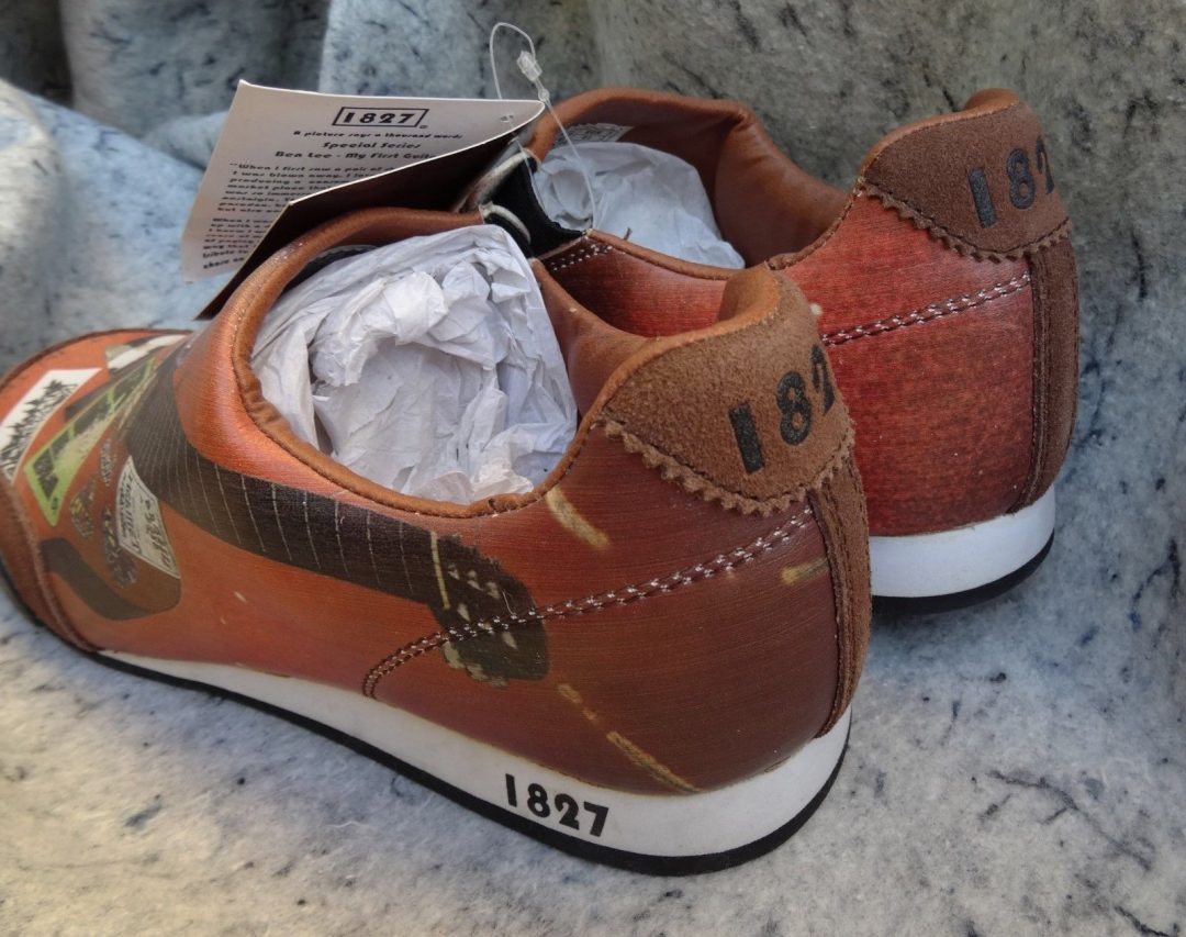 A Picture Says A Thousand Words Design Slip On Shoes